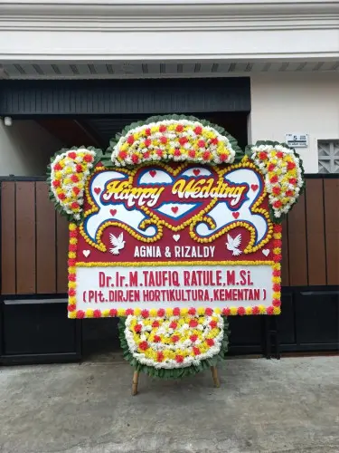 Papan Bunga Pernikahan gambir